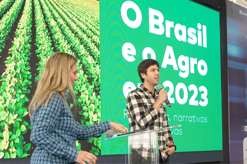 Público lota Fórum da Agricultura no Agroleite em palestras de Coppolla e André Pessôa